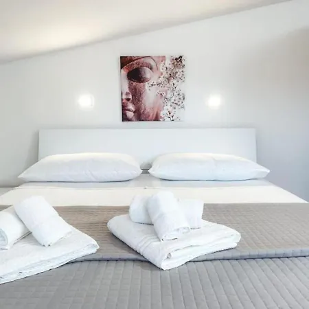 Sele Fontanebianche - Pool Apartment
